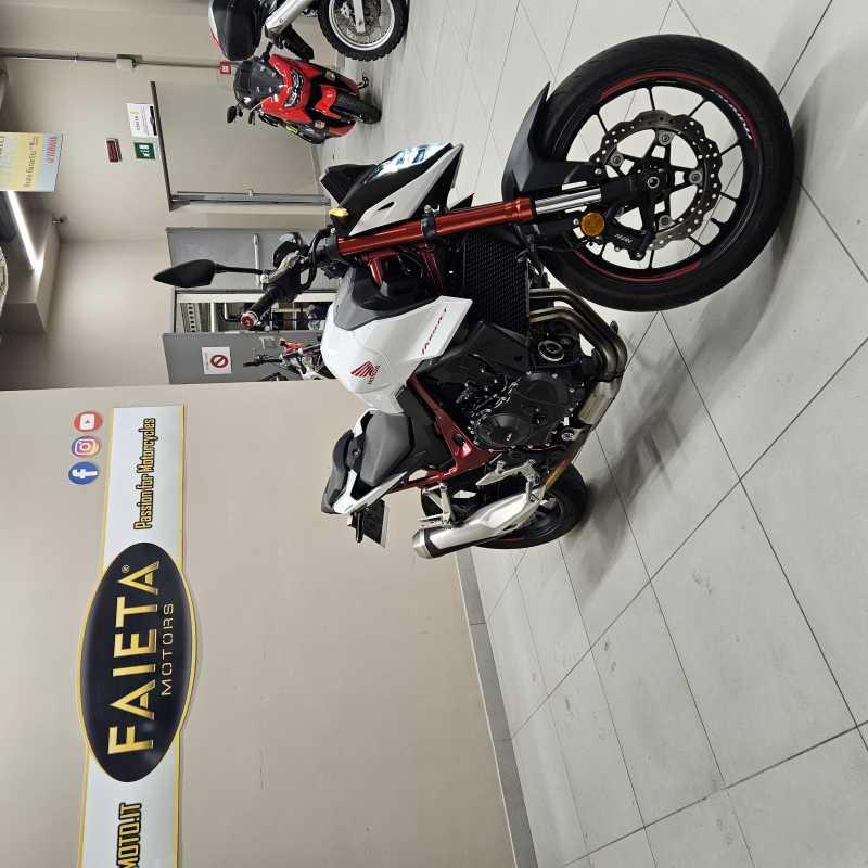 Honda CB 750 Hornet - 2023