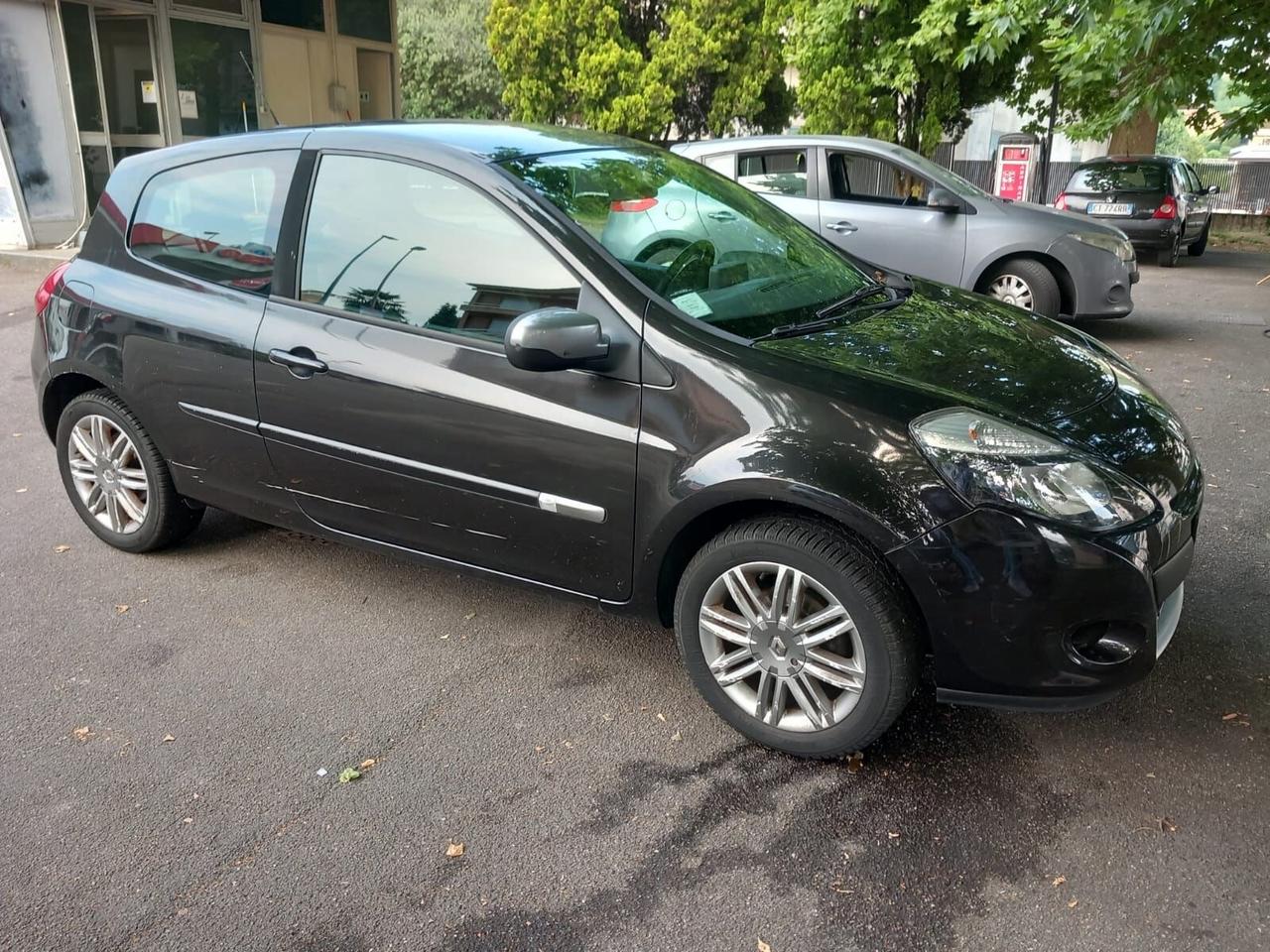 Renault Clio 1.2 16V 3 porte Live!