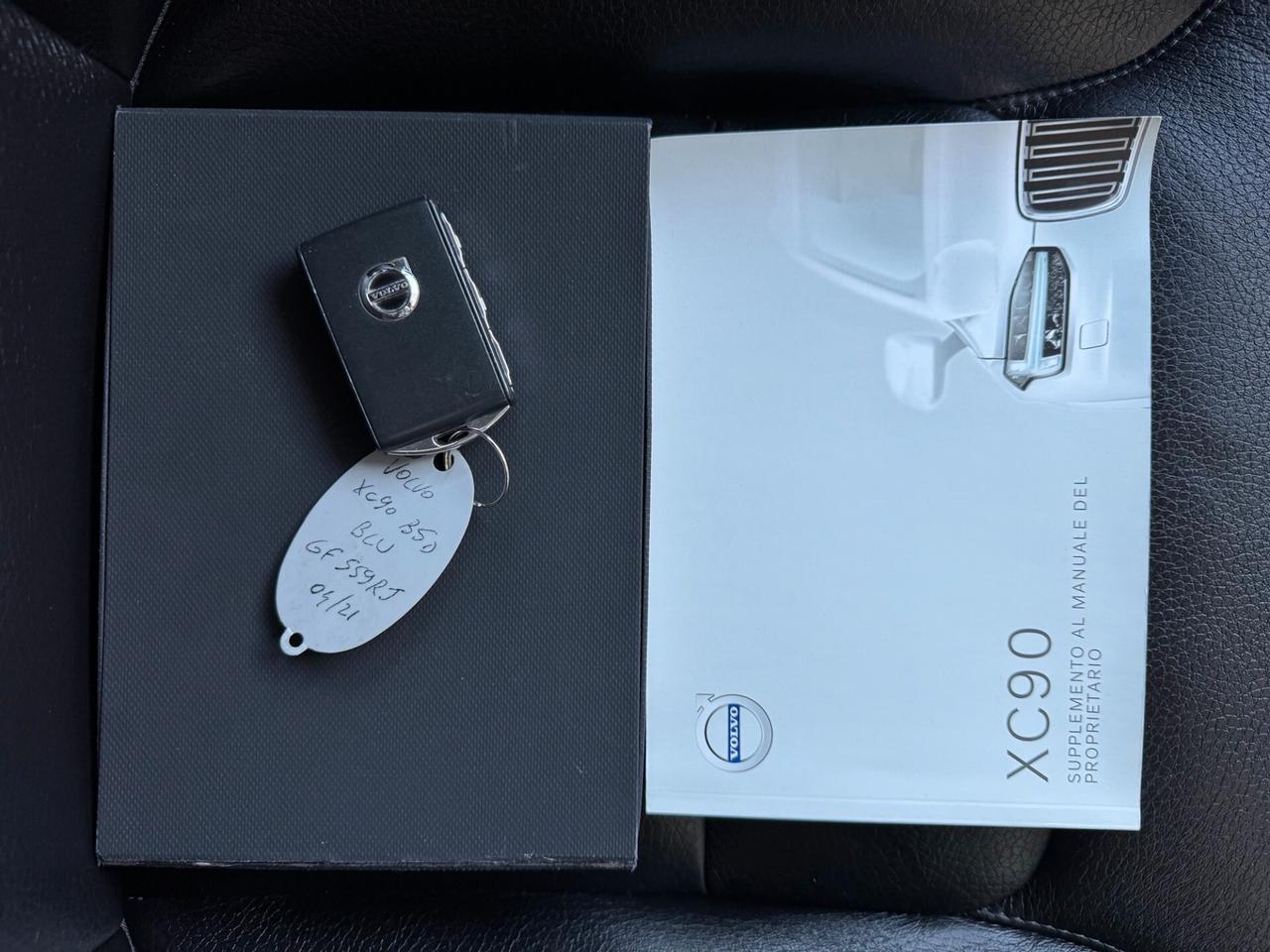 Volvo XC 90 XC90 B5 AWD GEARTR MOMENTUM HYBRID GARAN24ME