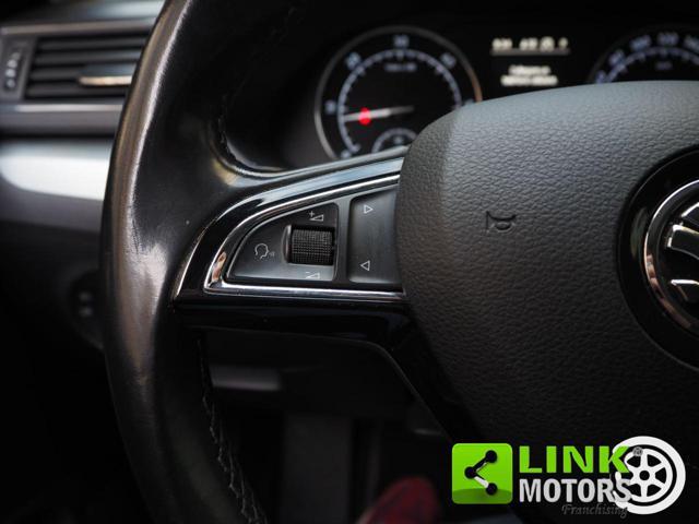 SKODA Superb 2.0 TDI DSG Wagon Executive