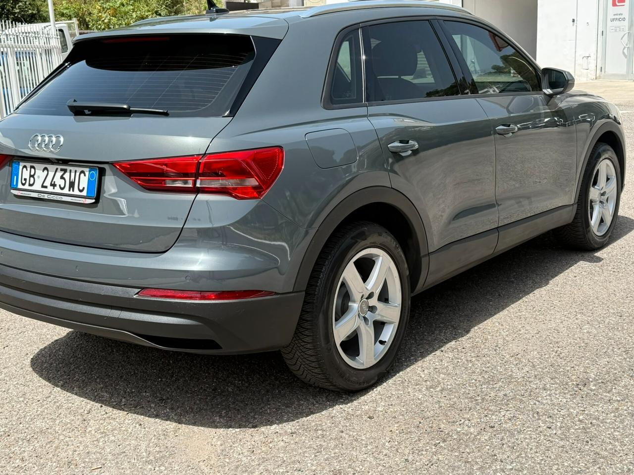 Audi Q3 35 TDI S tronic Business Advanced