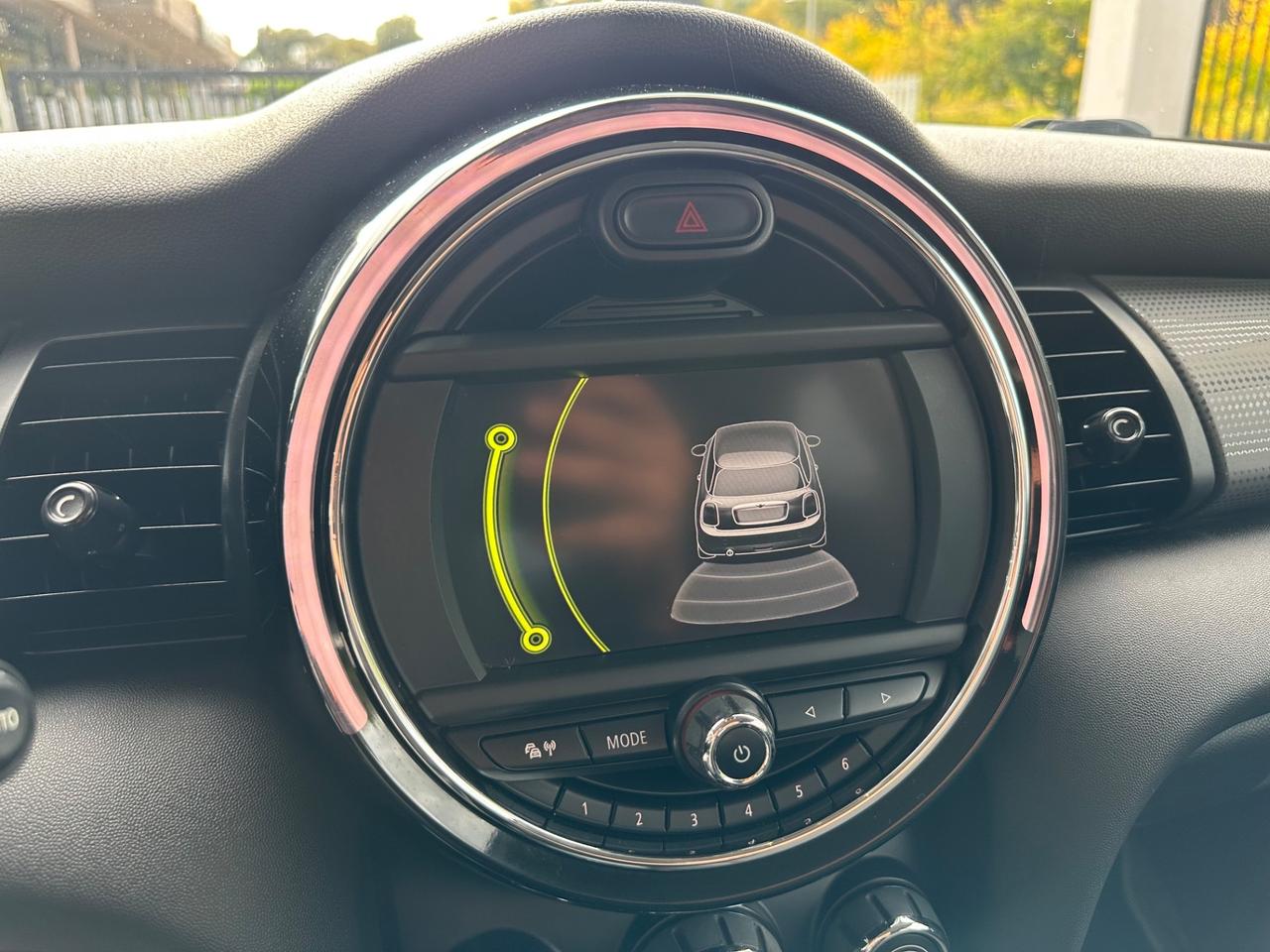 Mini 1.5 Cooper D Business XL