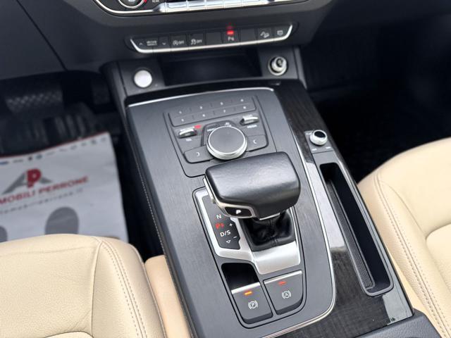 AUDI Q5 40 TDI quattro S-Tronic Sport