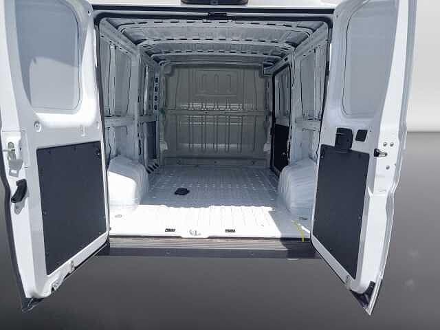 Peugeot Boxer Boxer Furgone 335 L2 H1 2.2 BlueHDi 140 cv S&S