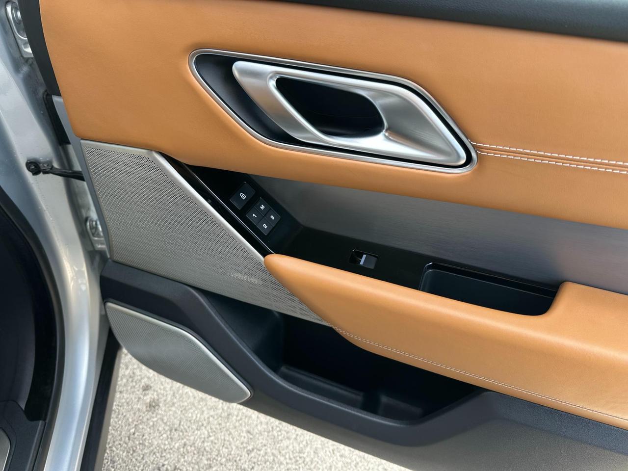 Land Rover Range Rover Velar 3.0d i6 mhev R-Dynamic HSE 4wd 300cv auto