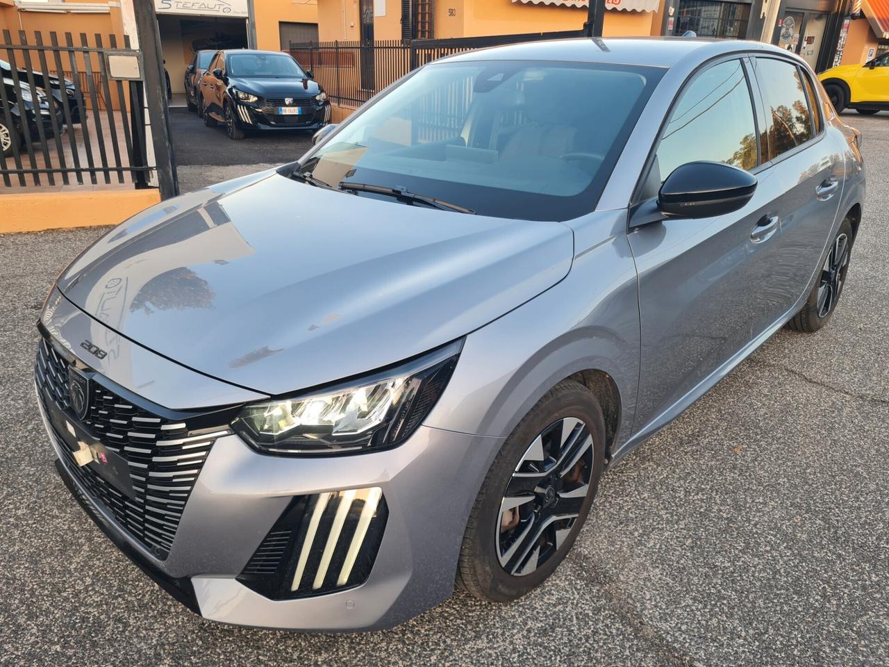 Peugeot 208 1.2 5 porte Allure*NAVIGATORE*CAMERA*PDC*