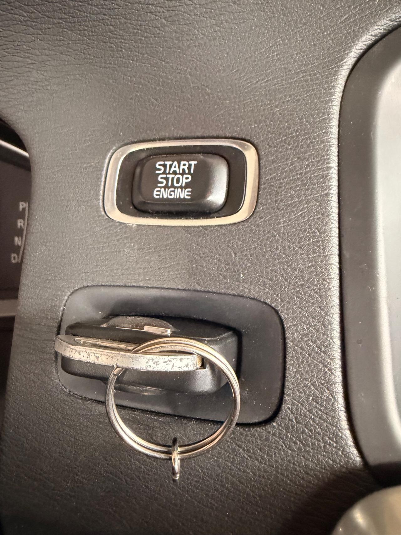 Volvo V60 D4 AWD Geartronic Momentum