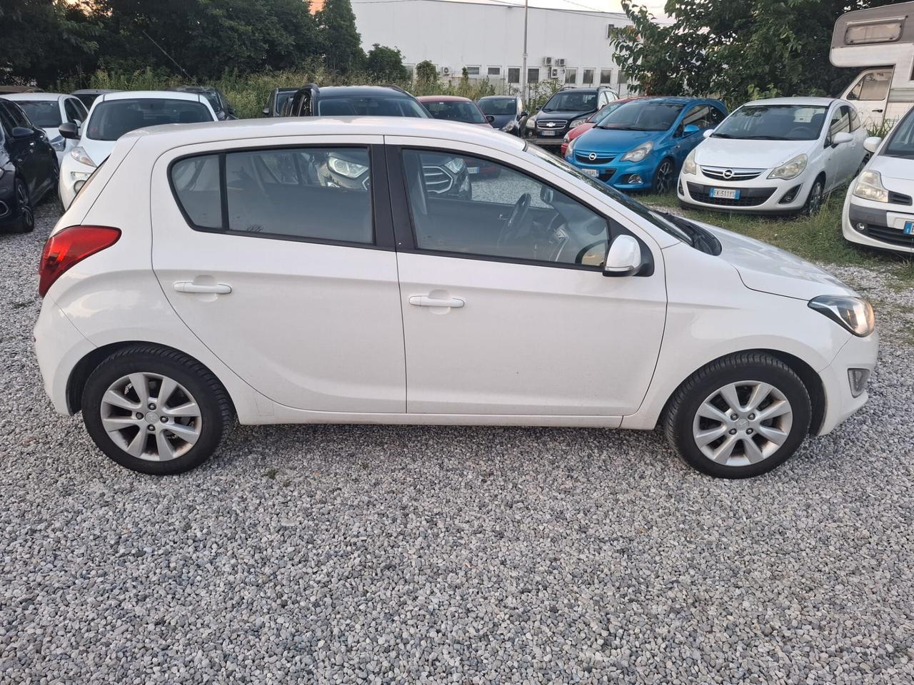 Hyundai i20 1.1 CRDi 5p. Sound Edition