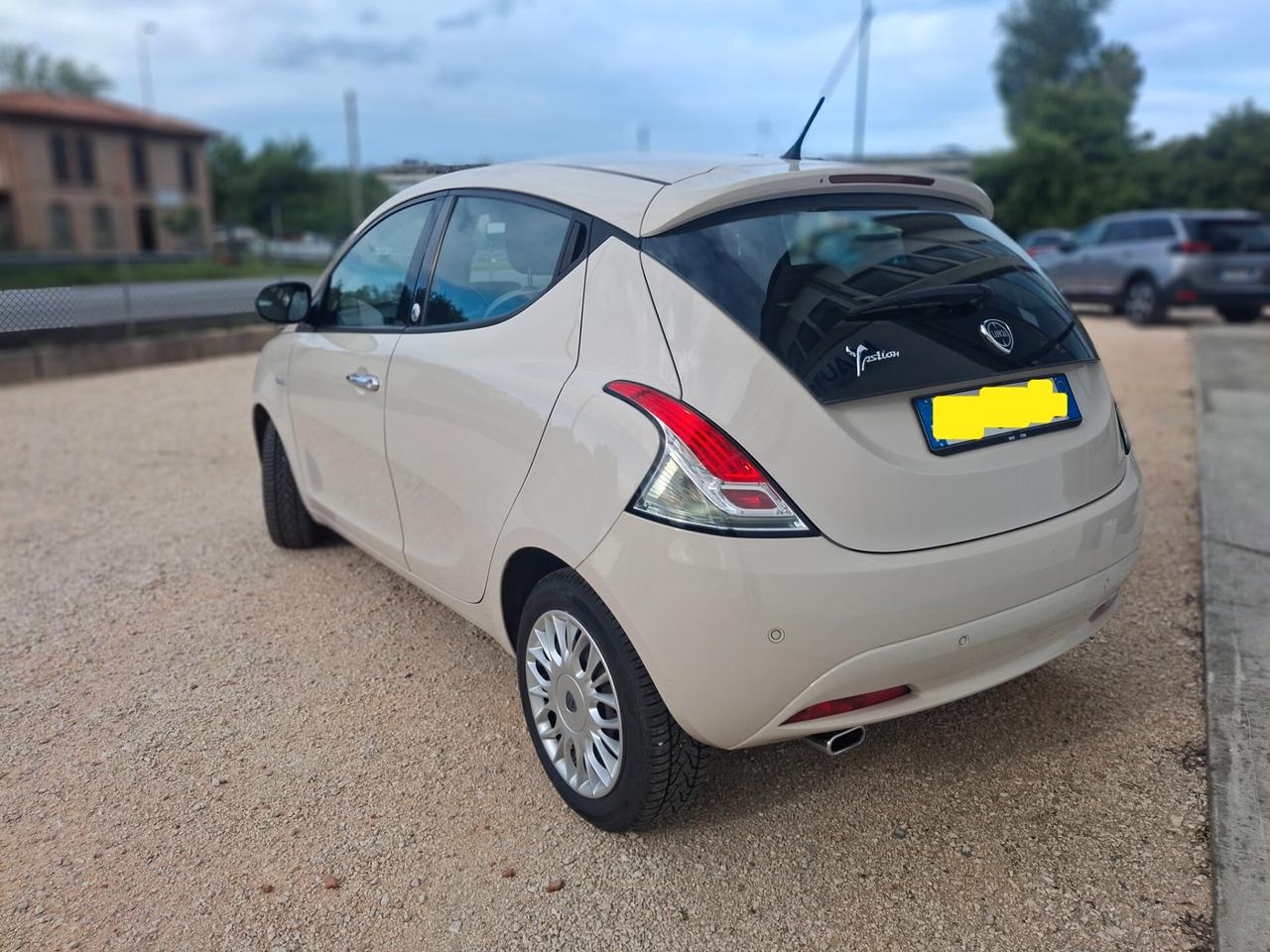 Lancia Ypsilon 1.2 GPL