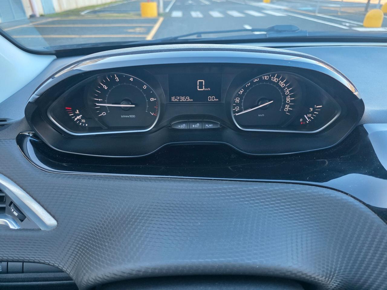 Peugeot 2008 PureTech 82 Allure