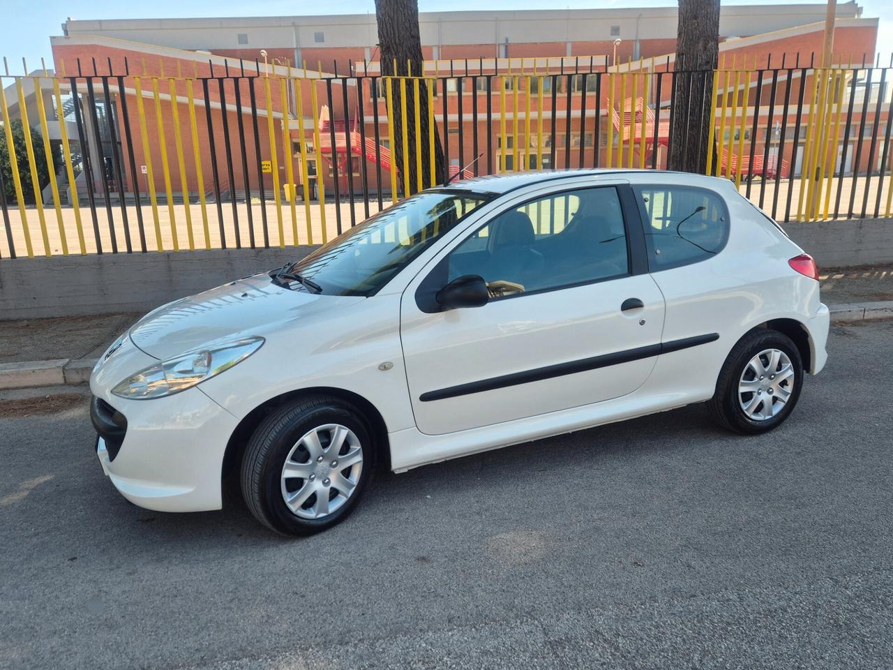 Peugeot 206 Plus 1.1 60CV 3p. Energie 2011
