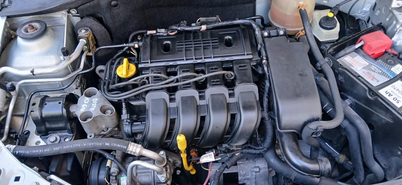 Renault Clio 1.1 benzina neopatentati