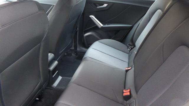 AUDI Q2 35 TDI quattro S-Tronic