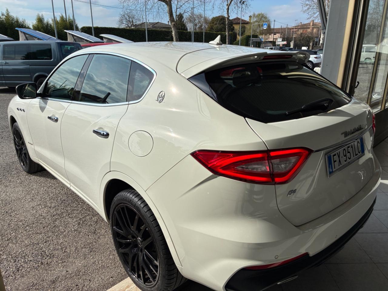 Maserati Levante 3.0 V6 Q4 Gransport MY2020