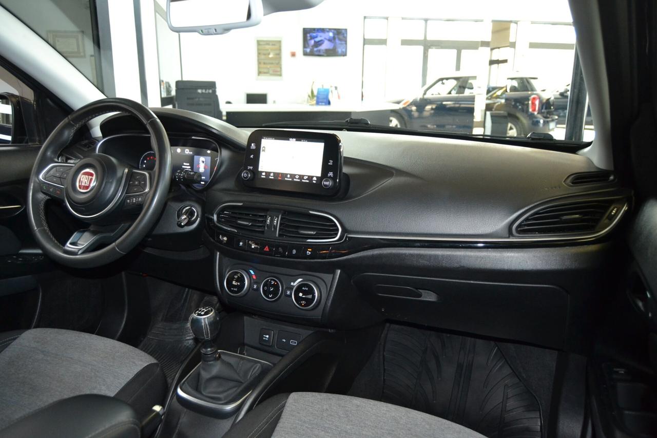 Fiat Tipo 1.6 Mjt 130Cv Cross Navi/LED/CruiseADD/PDK