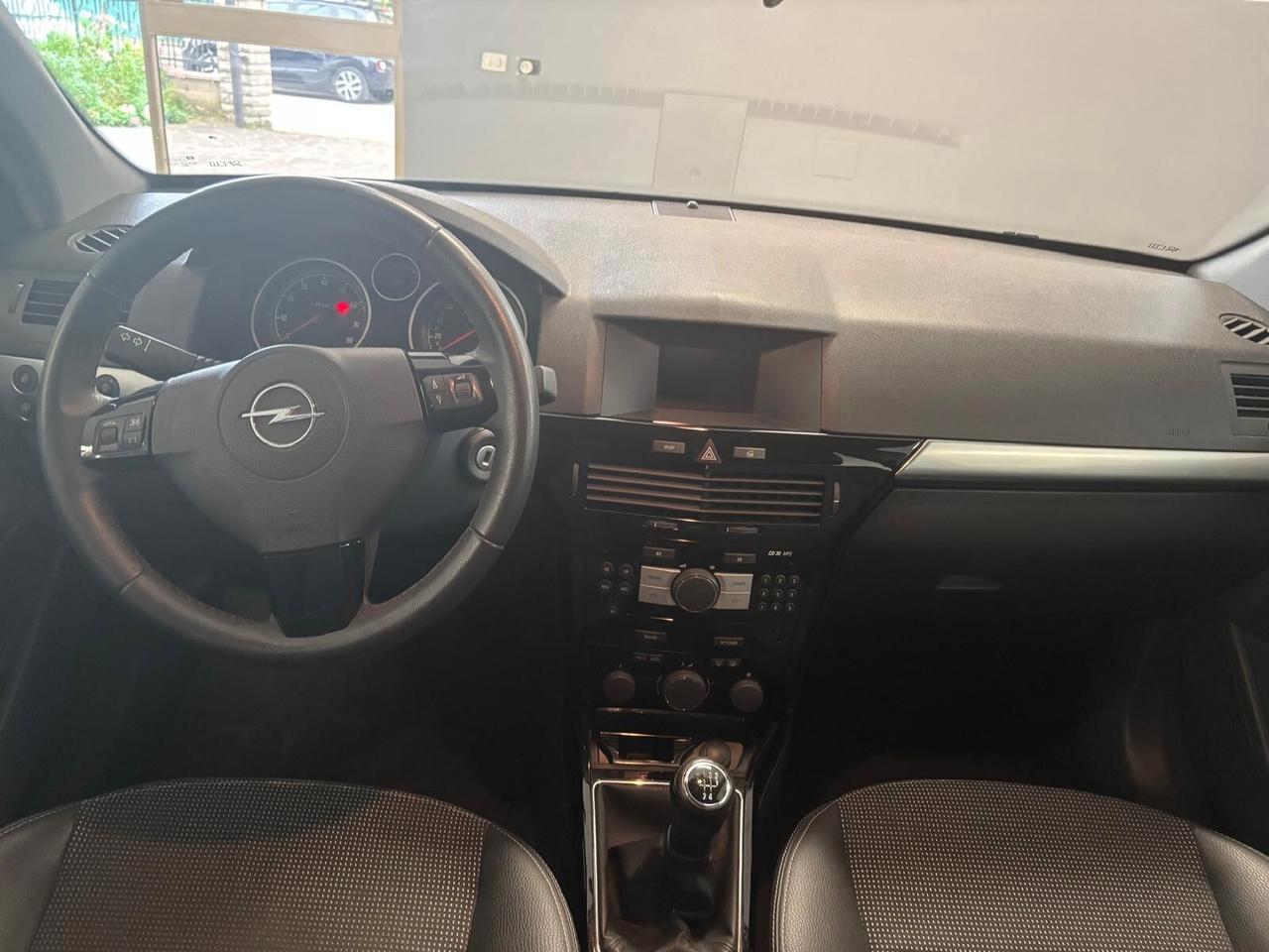 OPEL ASTRA ANNO 2007 BZ GPL ADATTA NEOPATENTATI KM 83 MILA