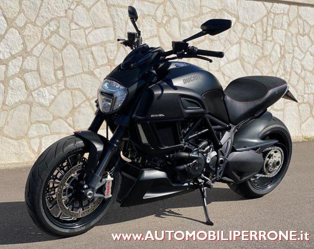 DUCATI Diavel Carbon Black 1200 ABS