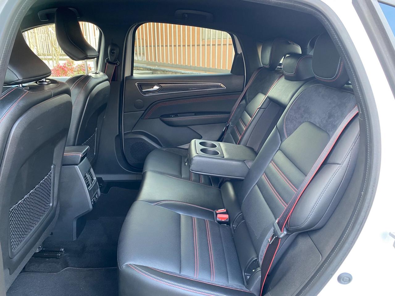 Renault Arkana Hybrid E-Tech 145 CV R.S. Line