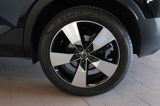 VOLVO XC40 D3 AWD Geartronic Momentum UNICOPROP. PELLE.