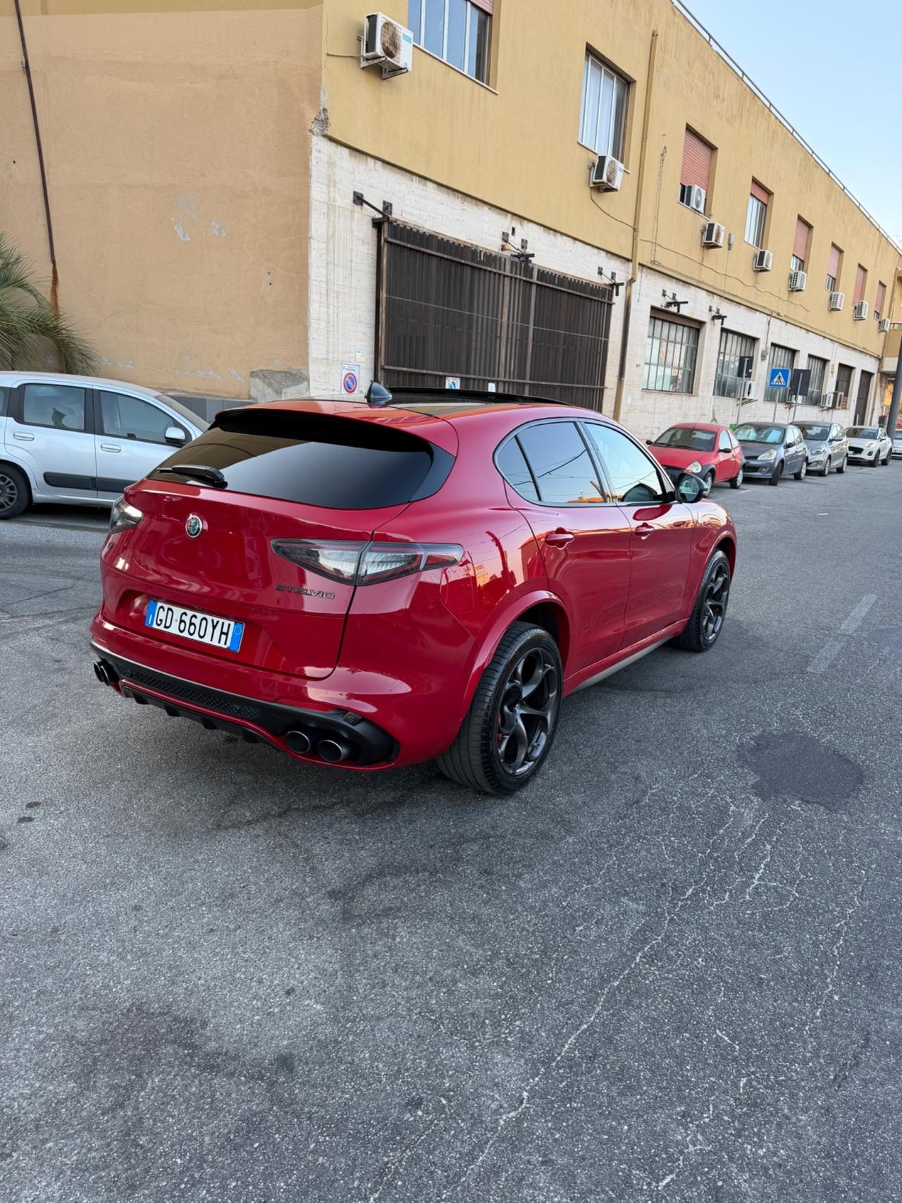 Alfa Romeo Stelvio 2.9 Bi-Turbo V6 510 CV AT8 Quadrifoglio