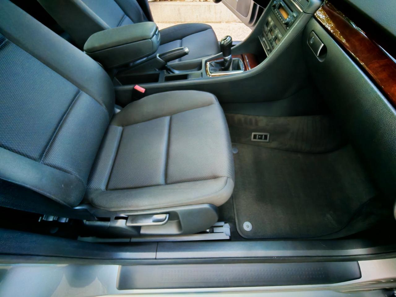 Audi A4 1.9 TDI/130 CV cat UNICA POCHI KM