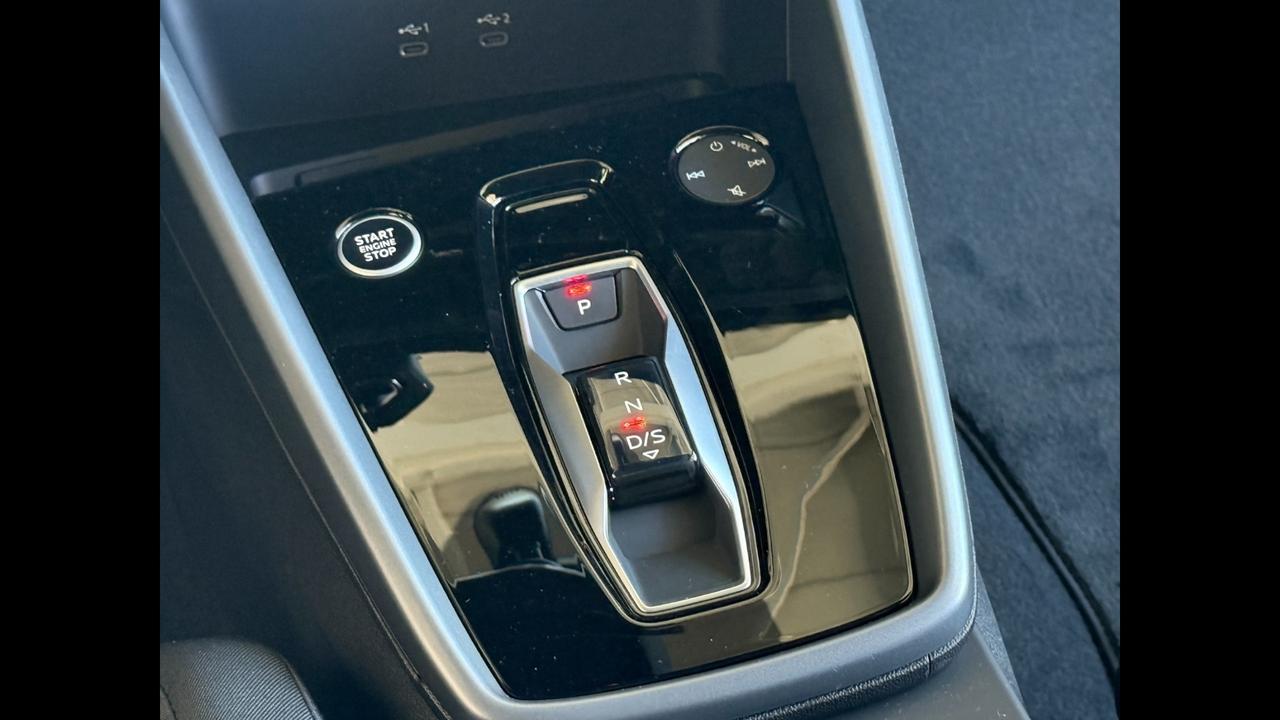 Audi Audi A3 Sportback Business Advanced 40 TFSI e 150 kW S tronic