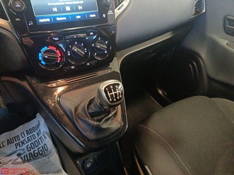 Lancia Ypsilon Ypsilon 1.0 FireFly 5 porte S&S Hybrid Gold