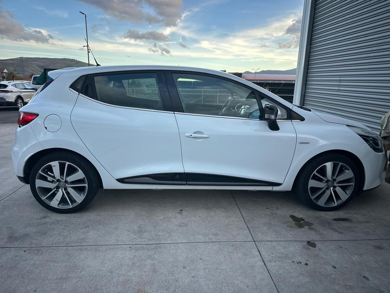 Renault Clio 1.5 dCi 8V 75CV 5 porte Costume National