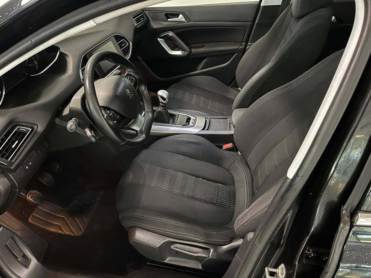 Peugeot 308 BlueHDi 150 S&S EAT6 SW Business