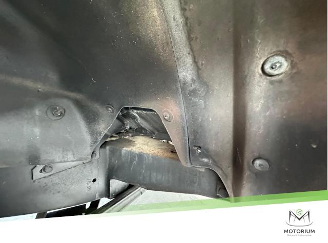 Land Rover DEFENDER SOFTTOP 90 2.5 4WD