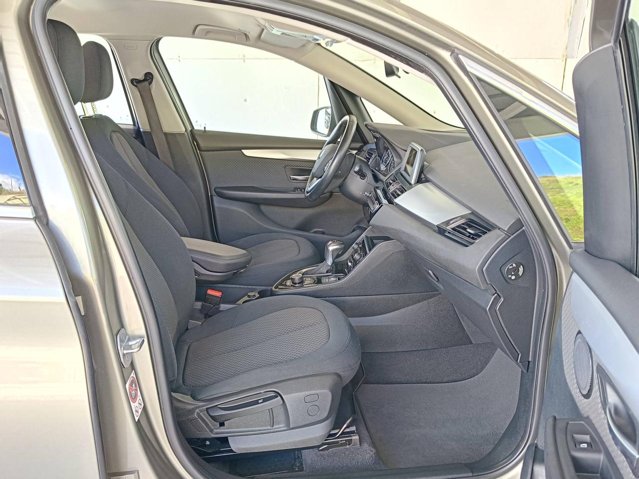 BMW Serie 2 F45 2014 Active Tourer - 218d Active Tourer auto