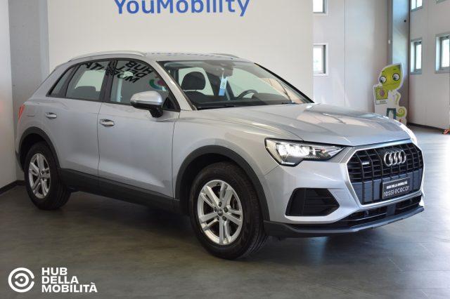 AUDI Q3 40 TDI quattro S tronic Business