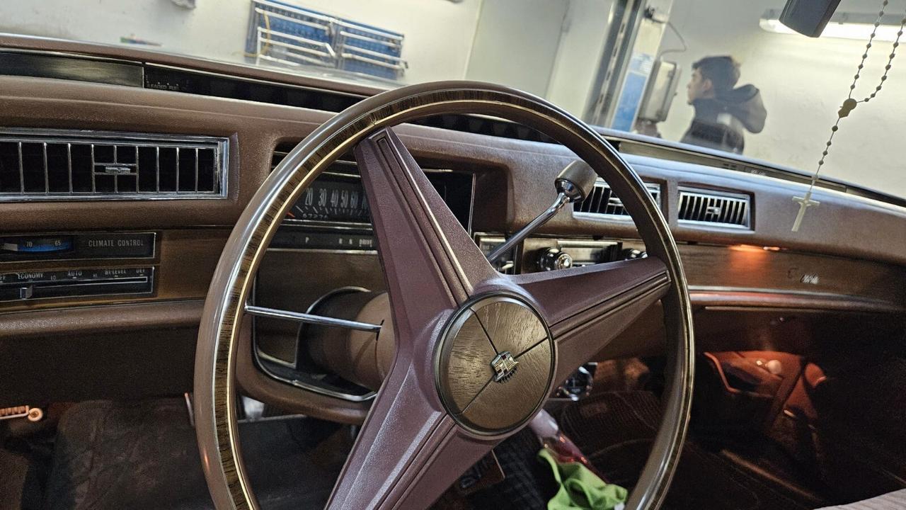 Cadillac Deville 1975
