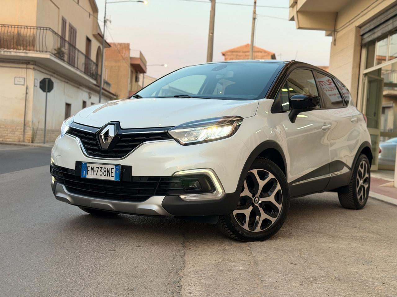 Renault Captur dCi 8V 90 CV EDC Intens solo 62.000 km