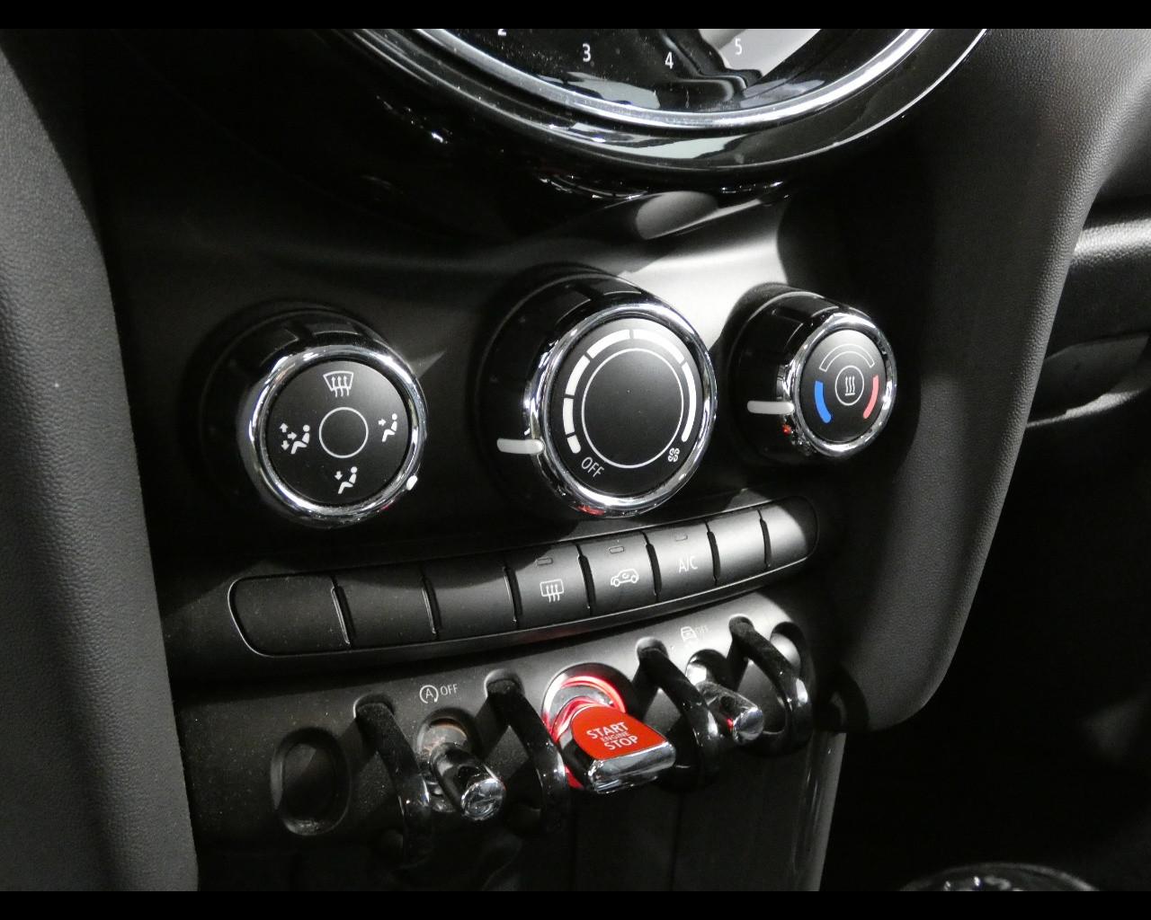 MINI Mini 5 porte (F55) - Mini 1.5 One 75 CV 5 porte