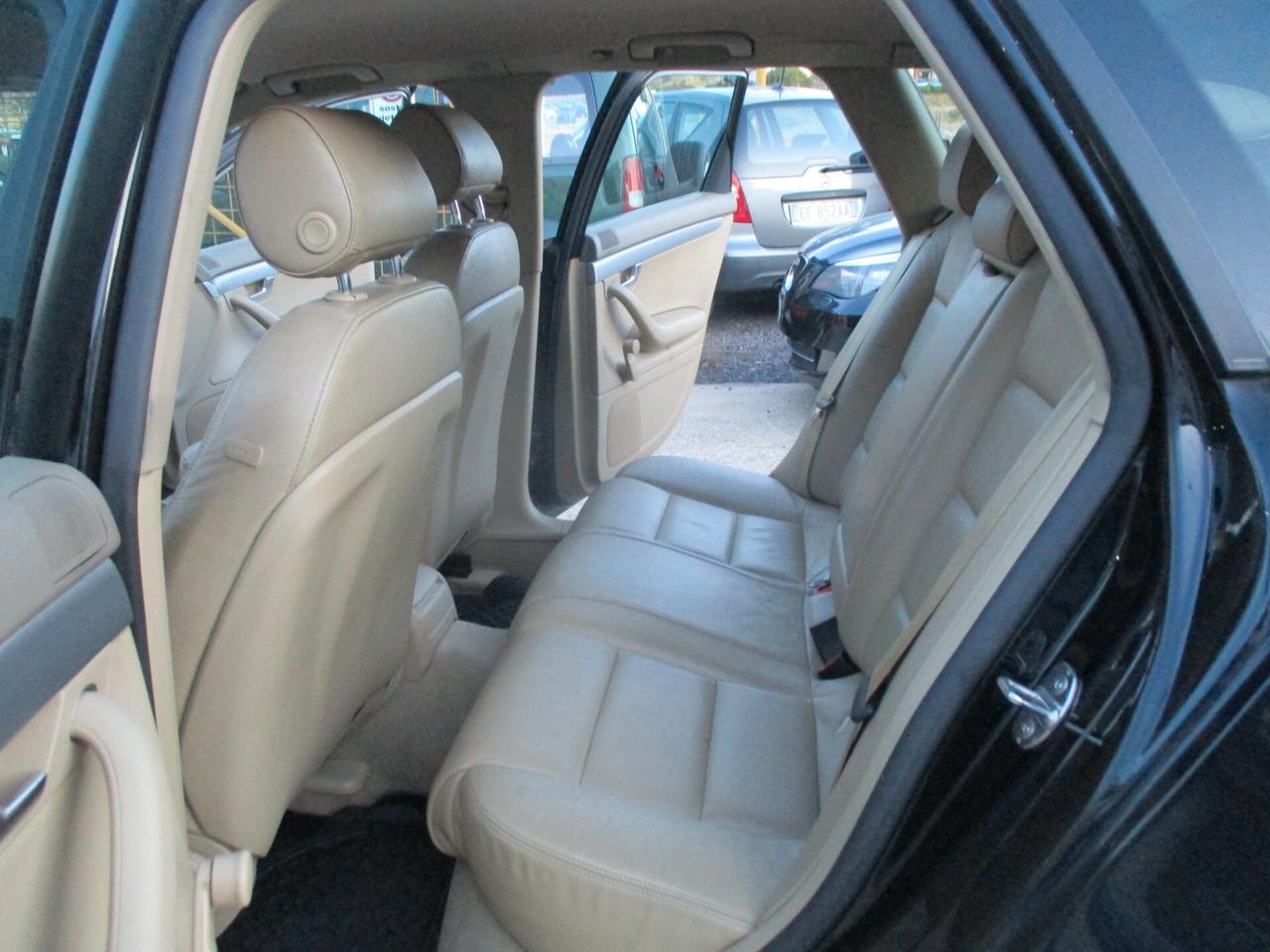 Audi A4 2.0 16V TDI 140 CV S.W FULL OPTIONAL