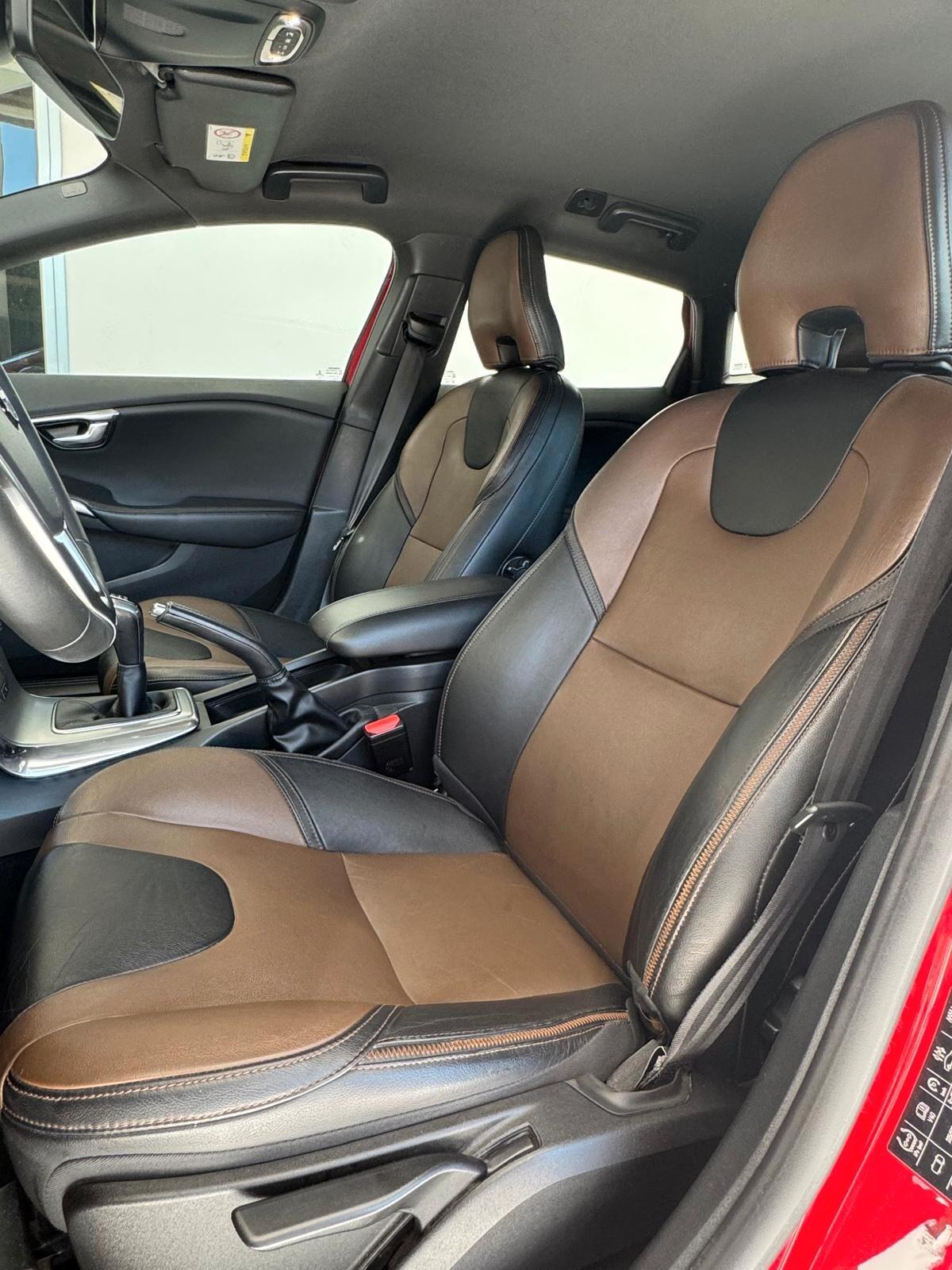 Volvo V40 Cross Country D3
