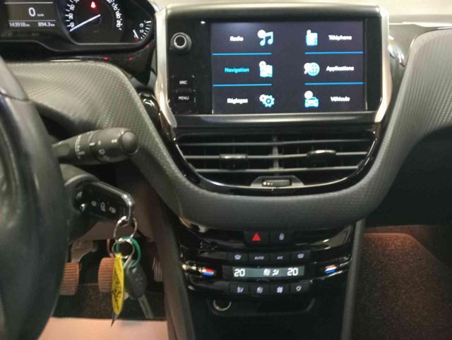 PEUGEOT 208 1° serie PureTech 82 5 porte Allure