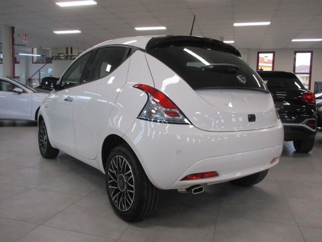 Lancia Ypsilon 1.2 69 CV 5 porte GPL Ecochic - KM0