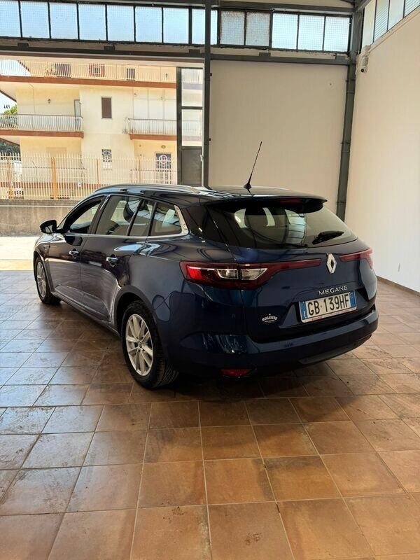 RENAULT MEGANE 1.5 SW AUTOMAT. AUTOCARRO