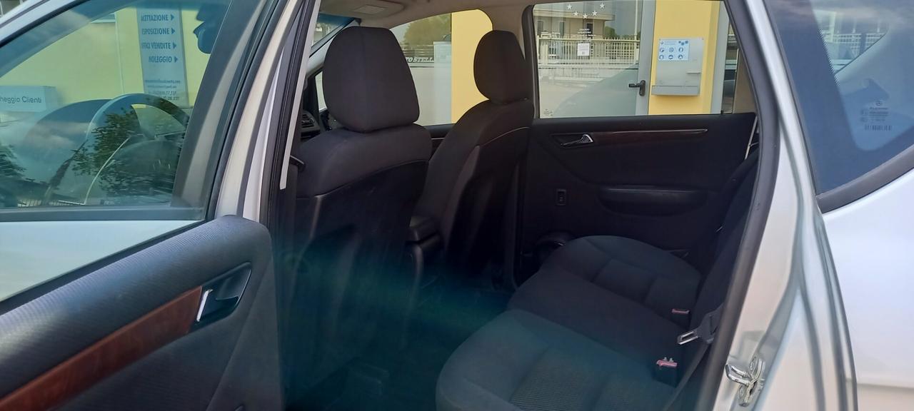 Mercedes-Benz Classe A 150 All. Elegance Benzina cc. 1.5 CV. 95 Cambio Manuale 5 Porte 5 Posti Utilizzabile anche per i Neopatentati.