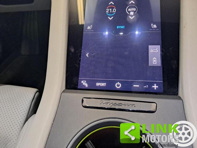 PORSCHE Taycan 4S Performance