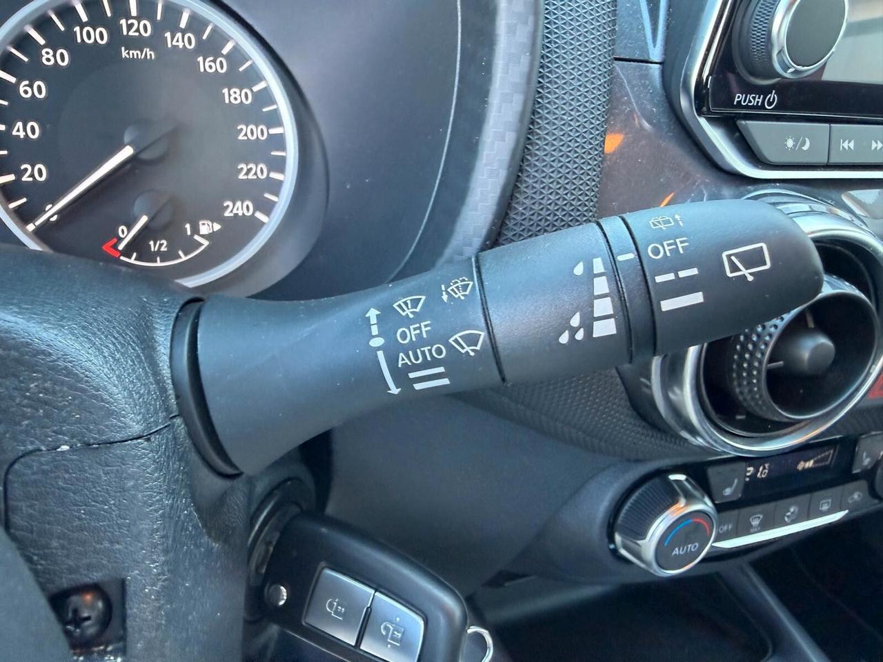 Nissan Juke 1.0 DIG-T 114 CV Acenta