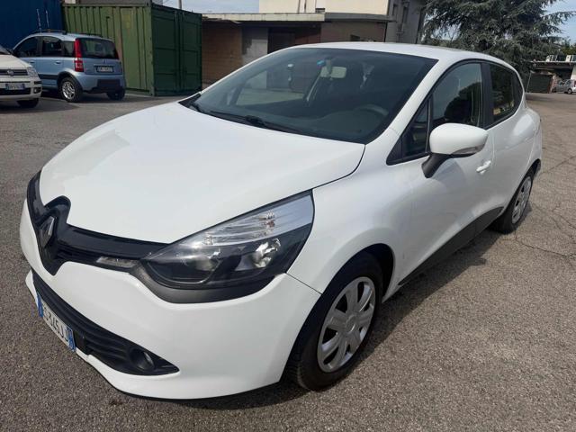 RENAULT Clio 1.2 75CV 5 porte Live senza nessun lavoro da fare