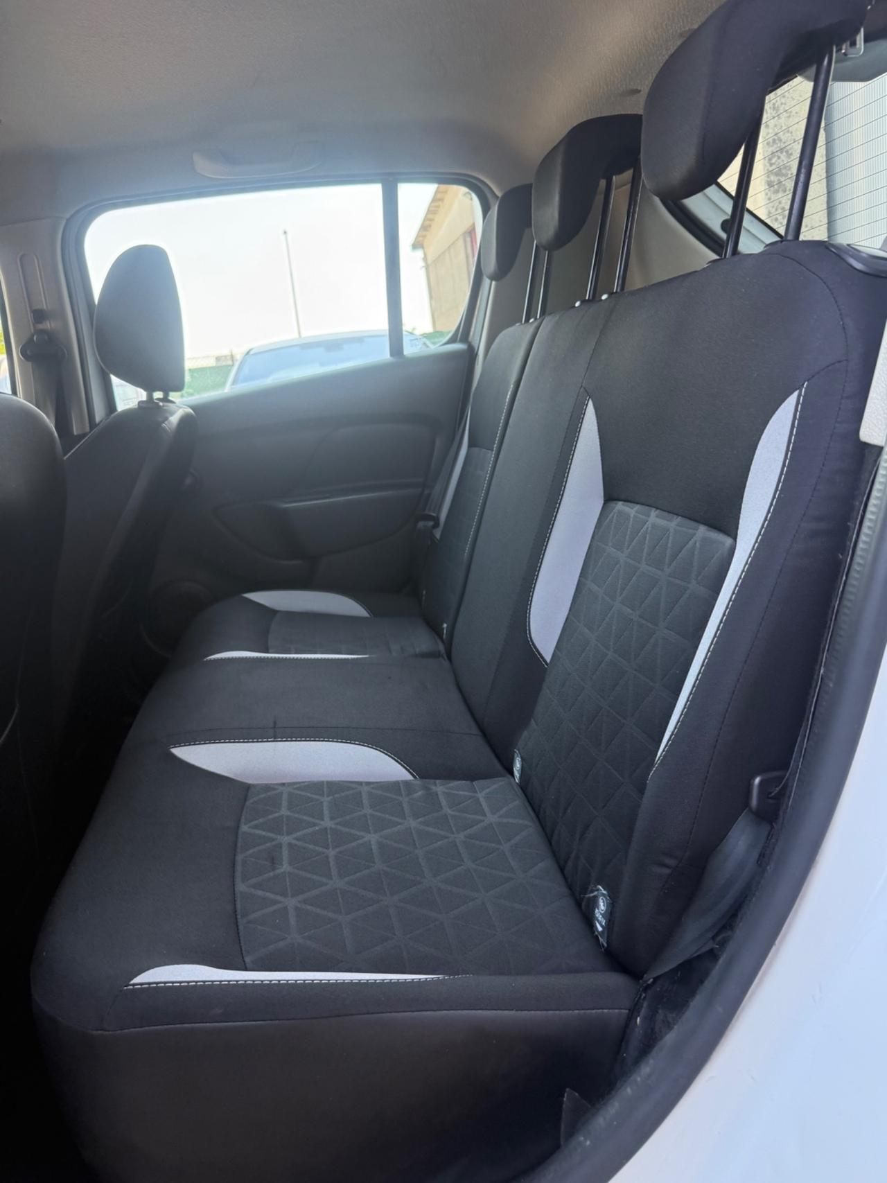 Dacia Sandero 0.9 TCe 12V TurboGPL 90CV Start&Stop Ambiance