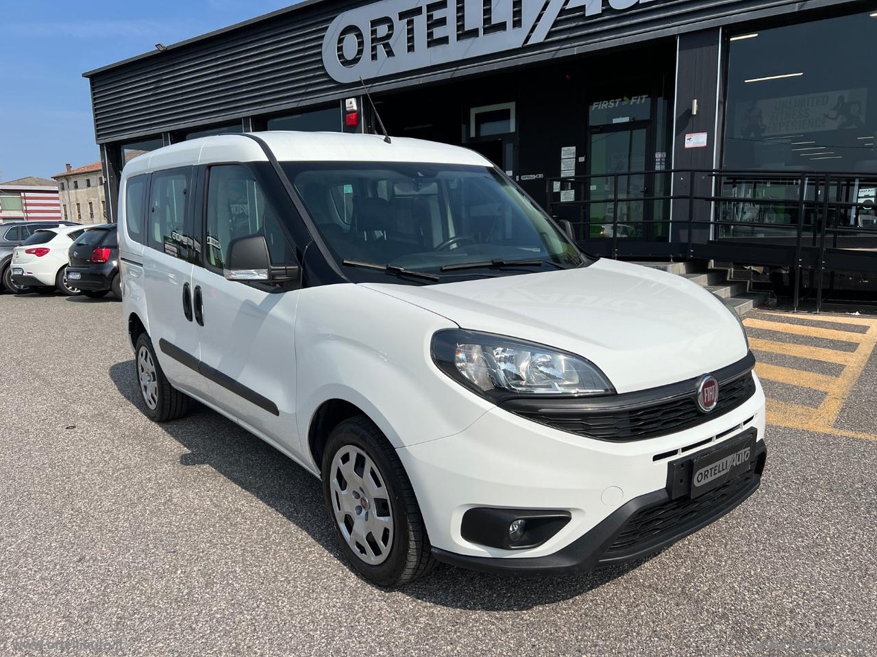 FIAT Doblò 1.6 MJT 120 CV Easy IVA DEDUCIBILE