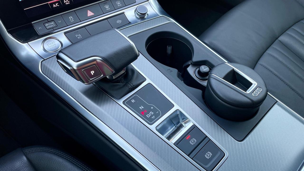 Audi A6 40 2.0 TDI quattro ultra S tronic Design My20 V. Cockpit Pelle