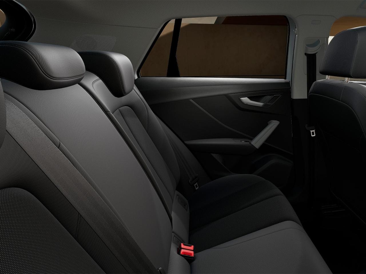 Audi Q2 30 2.0 tdi identity black