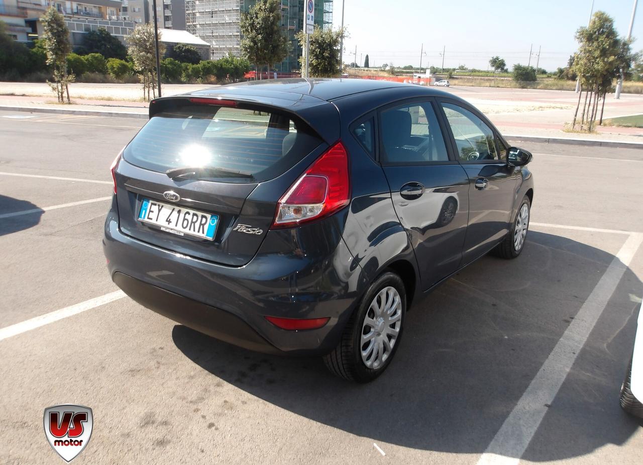 FORD FIESTA 1.2 BENZ-GARANZIA FULL-2015