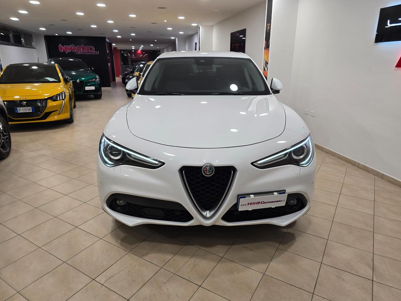 Alfa Romeo Stelvio 2.2 Turbodiesel 210 CV AT8 Q4 Super
